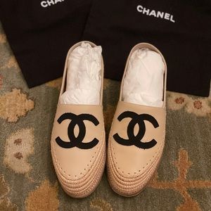 CHANEL Espadrilles